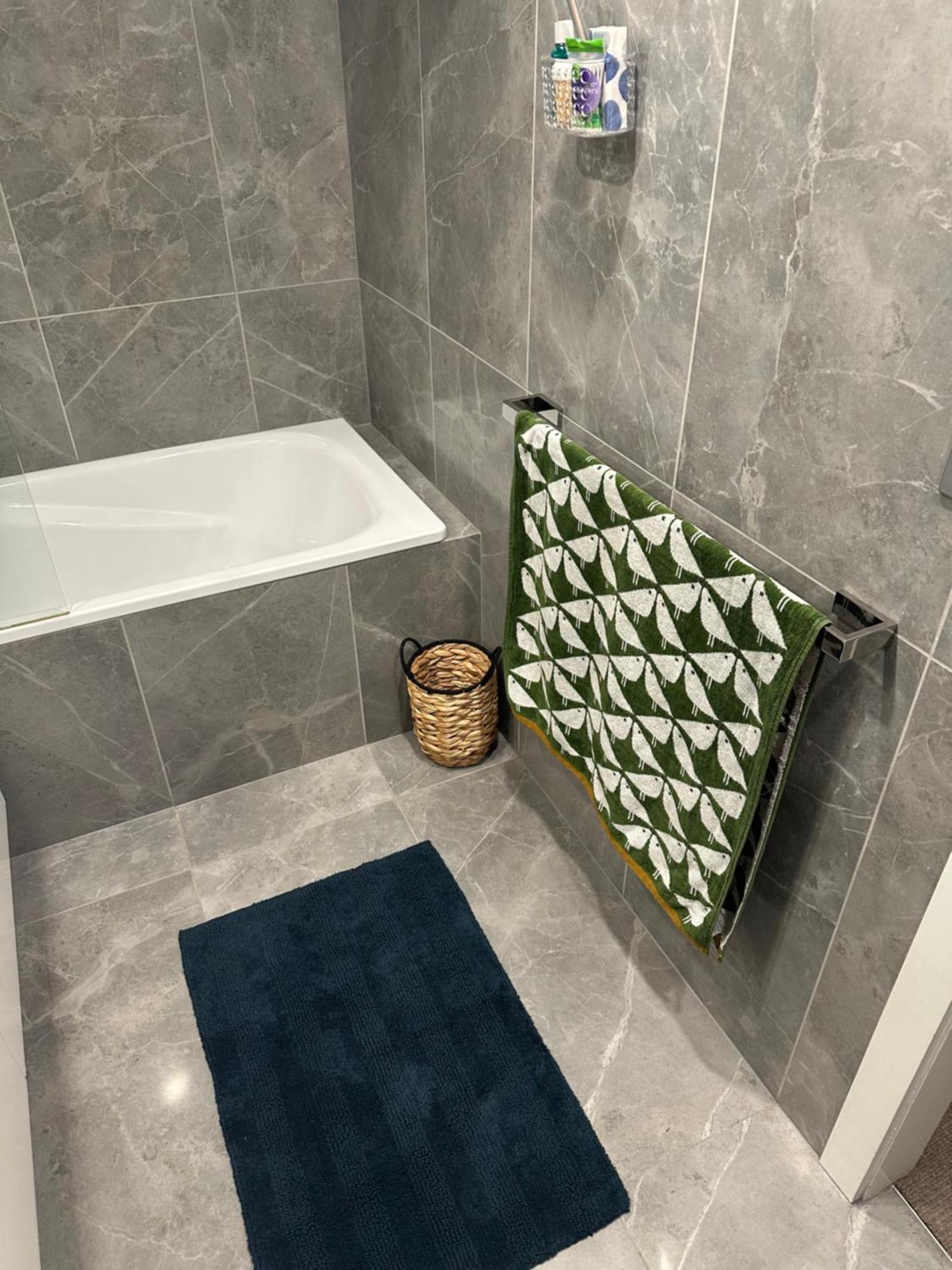 Private 1 Bed Accom With Bathroom In A 3 Bed Apartment - Melb Cbd, Regency Towers - Free Parking, Wifi And Pool Μελβούρνη Εξωτερικό φωτογραφία